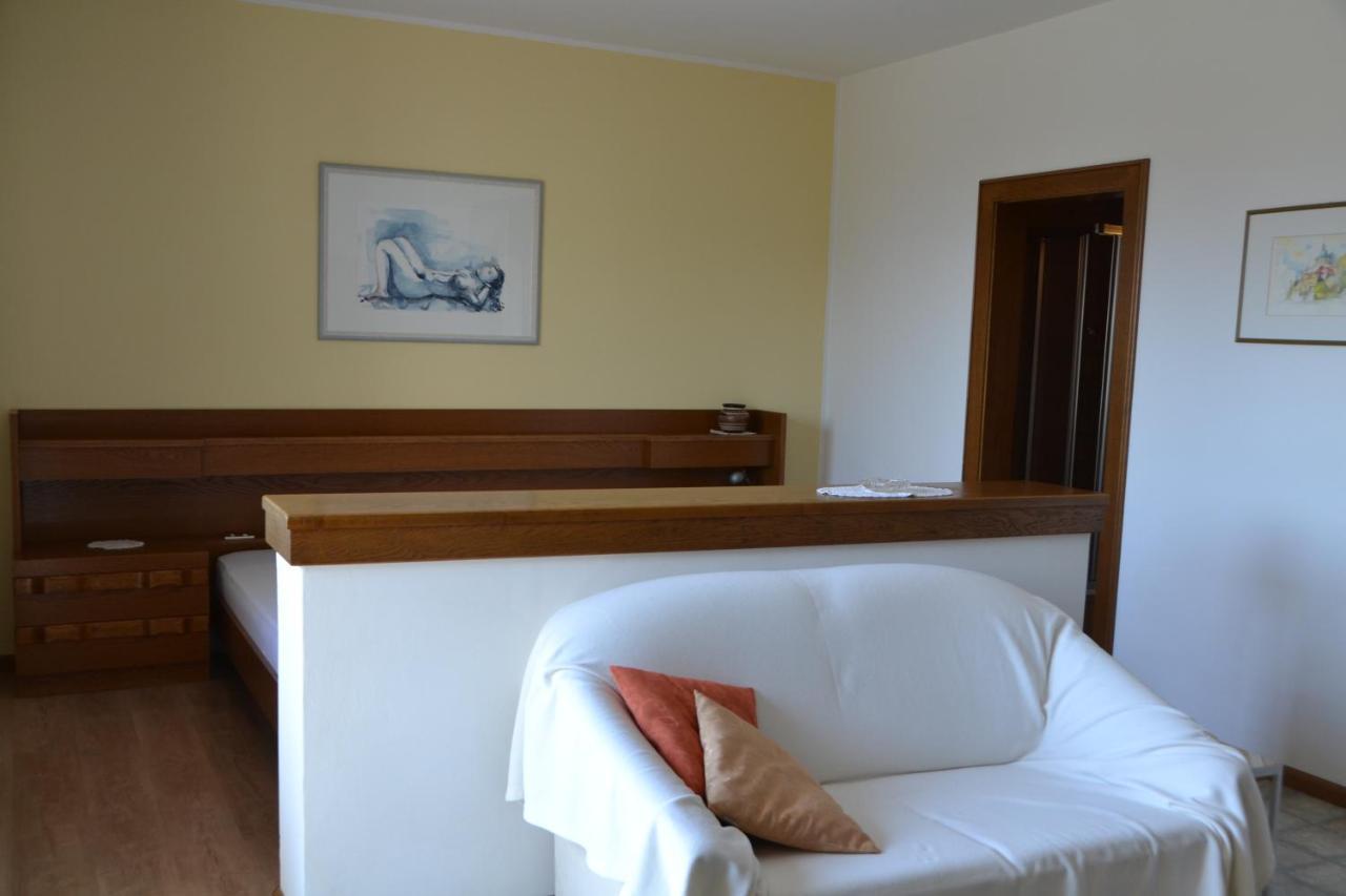 Haus Marion Lägenhet Eppan an der Weinstraße Exteriör bild
